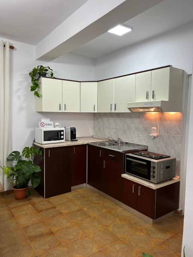 E&E Home Sweet Home Тирана Экстерьер фото