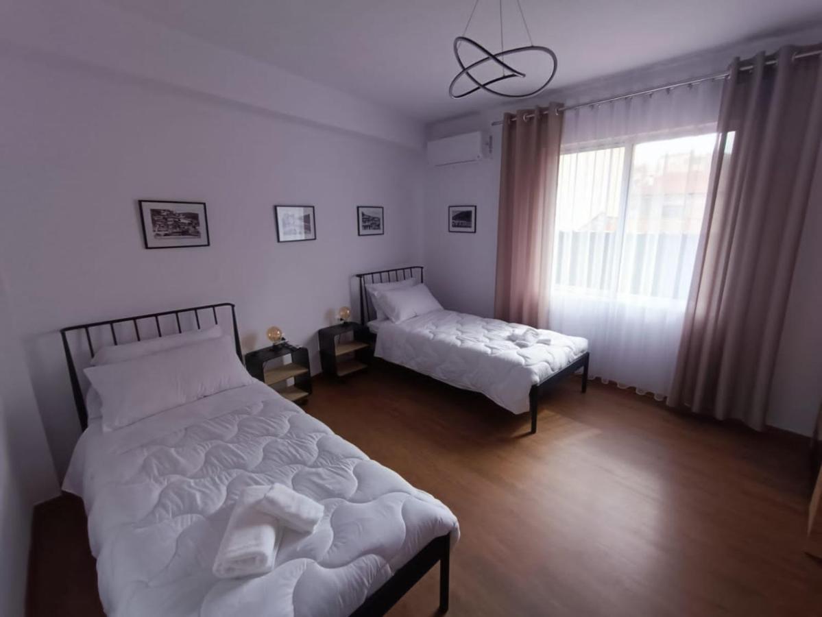 E&E Home Sweet Home Тирана Экстерьер фото