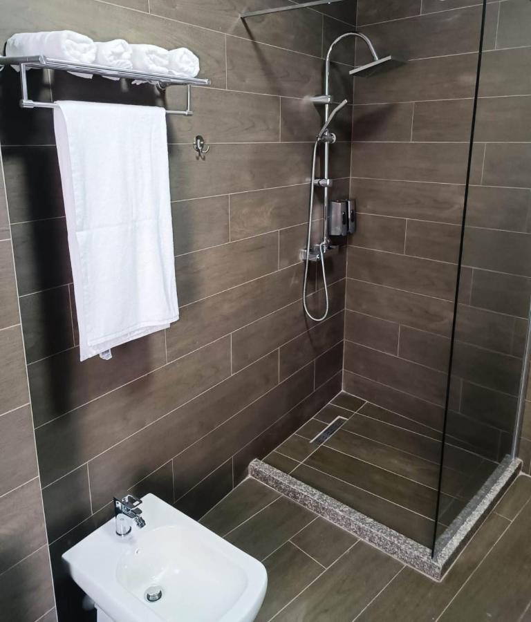 E&E Home Sweet Home Тирана Экстерьер фото