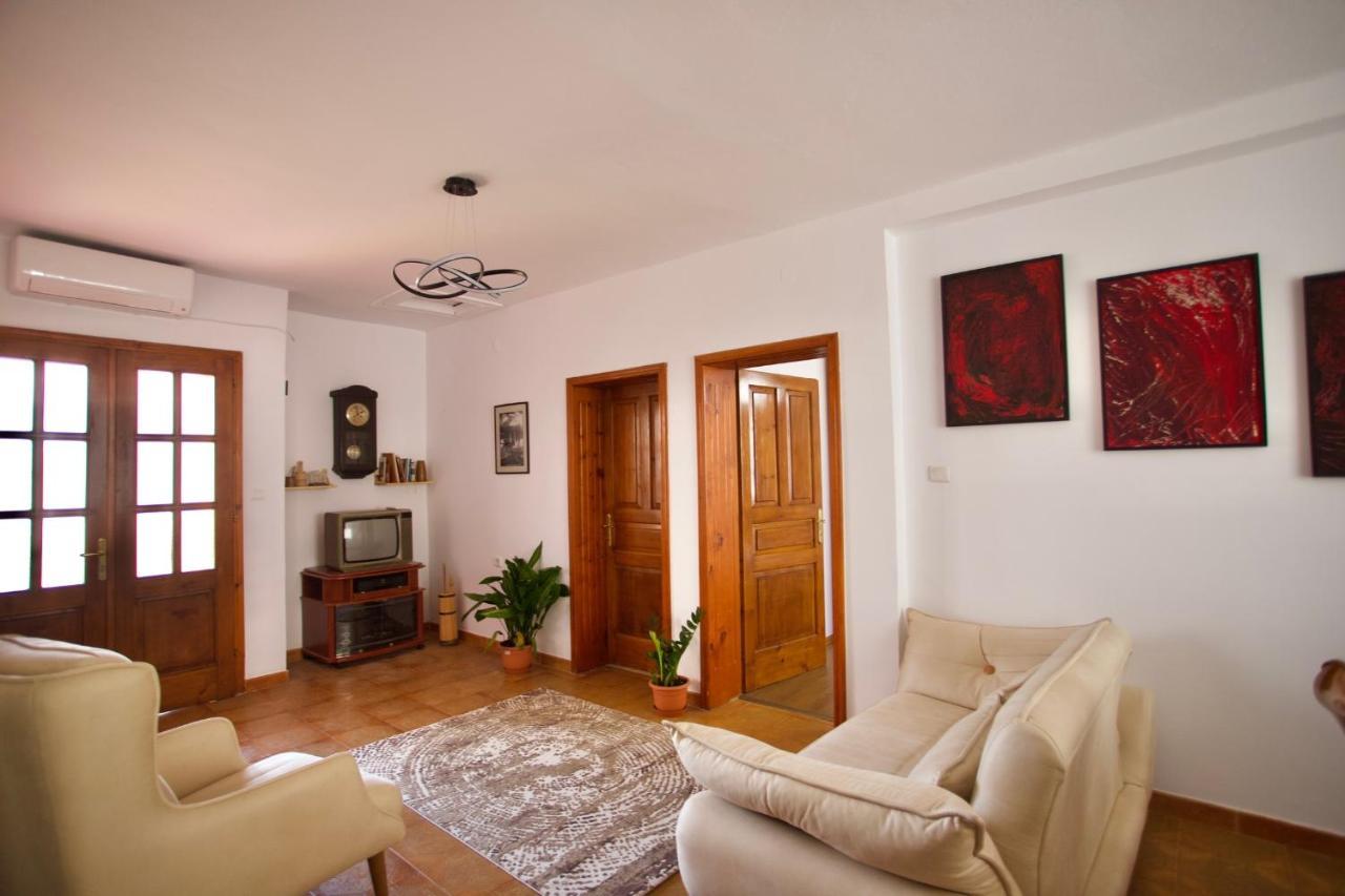 E&E Home Sweet Home Тирана Экстерьер фото